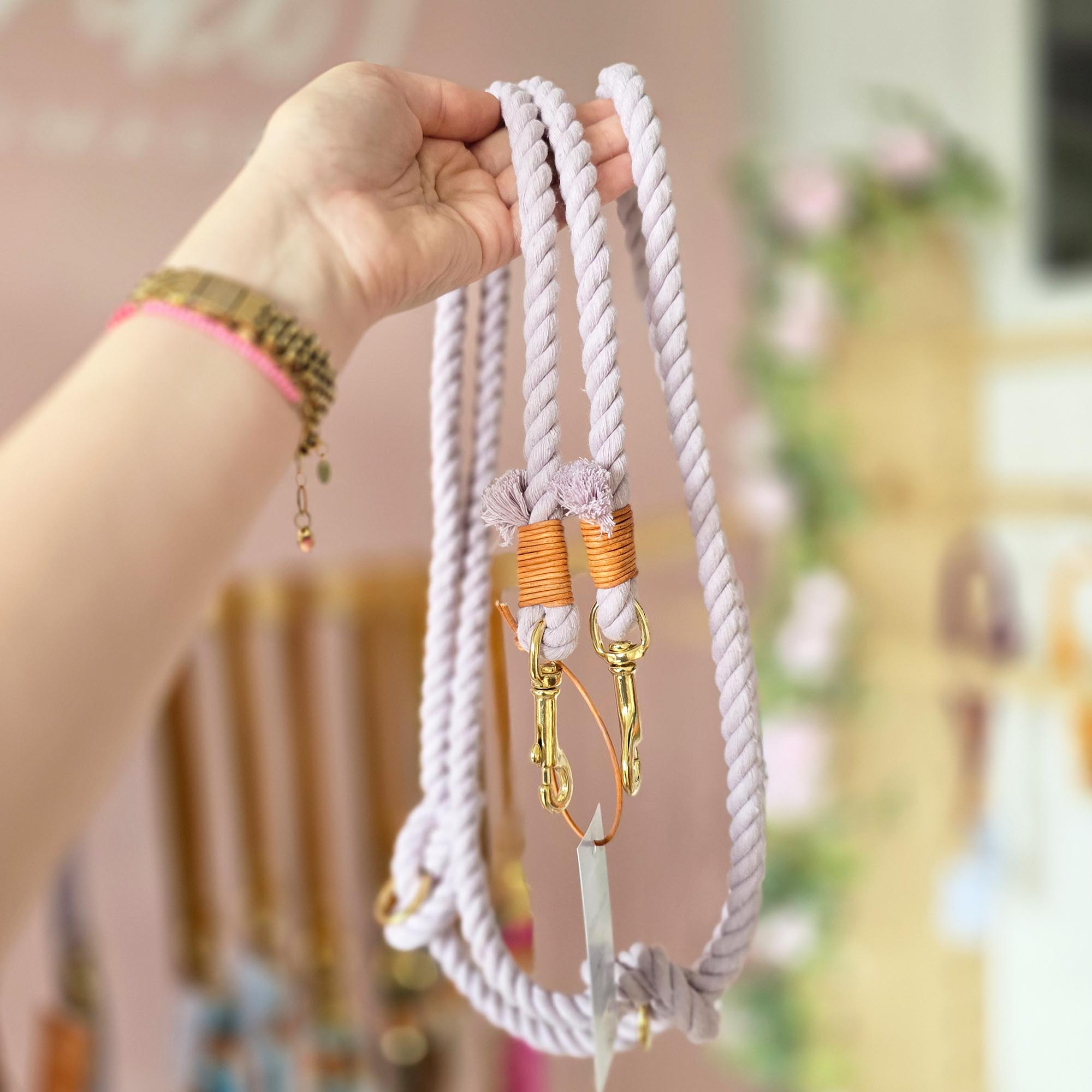 Baumwollleine Pastell Lila 2,3m (mittlere Karabiner) + Tauzergel Gratis